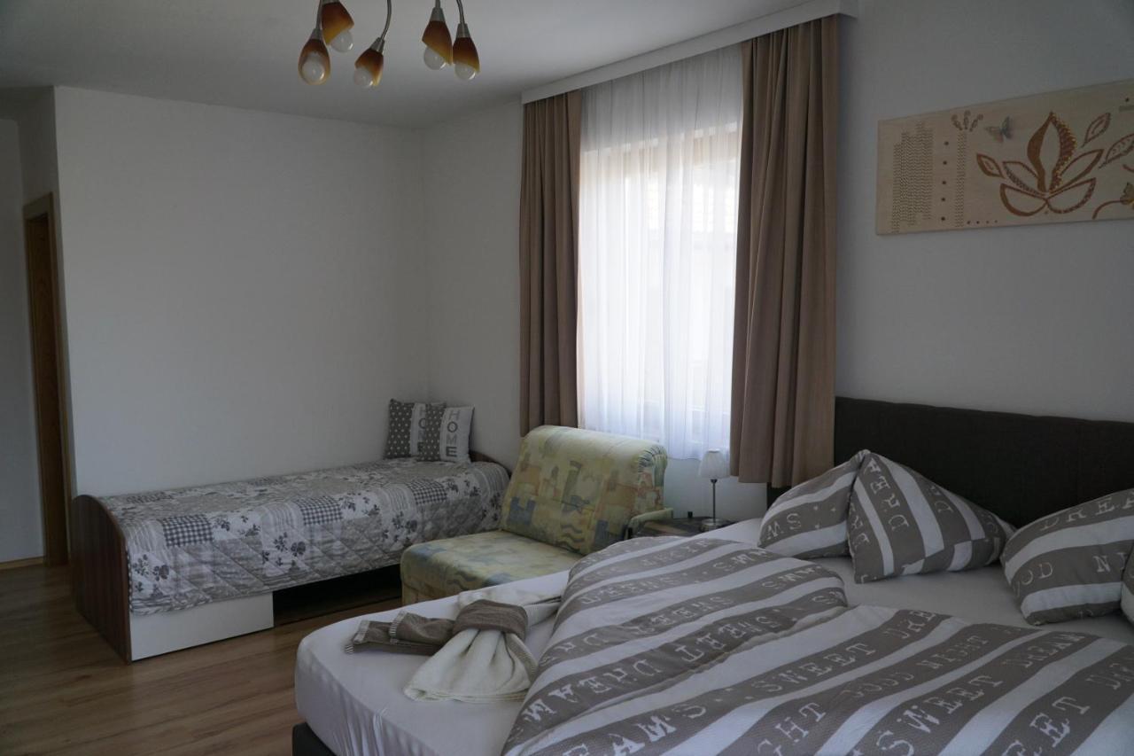 Pension-Ferienwohnung Rotar Faak am See Esterno foto