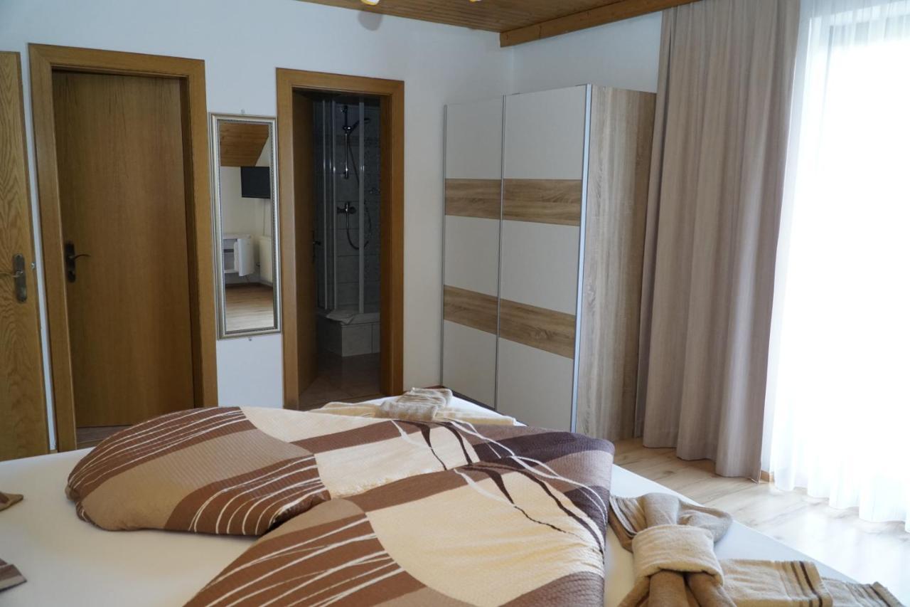 Pension-Ferienwohnung Rotar Faak am See Esterno foto