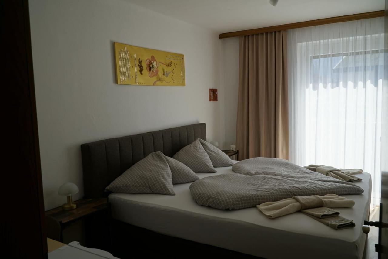 Pension-Ferienwohnung Rotar Faak am See Esterno foto
